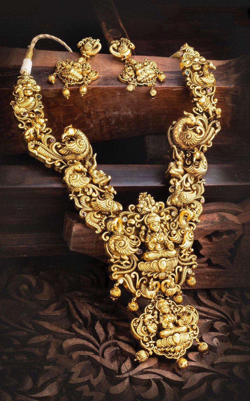 Lord Lakshmi pendent in Nakshi Haram - NH0029