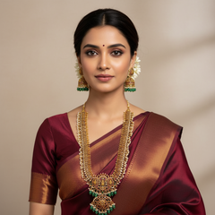 Lakshmi Kempu Guttipusalu - NH00439