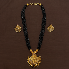 Nagaru Lakshmi Pendant With Black beads - PB00584