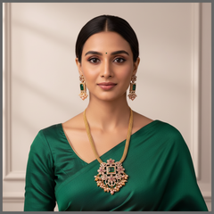 Nanu Chain Necklace With Stone Flower Pendant In Nakshi - NN00821
