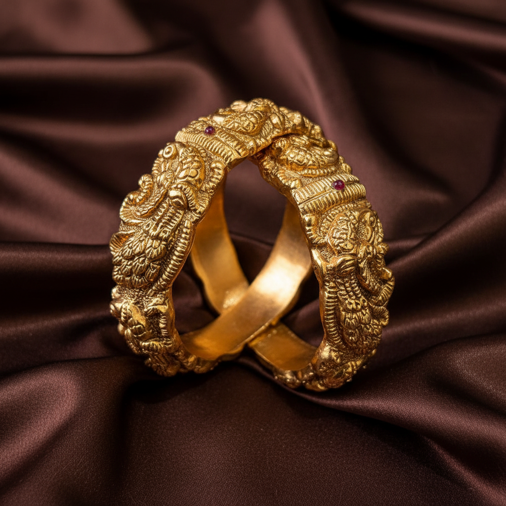 Antique Peacock Bangles in Kundan - BG00244