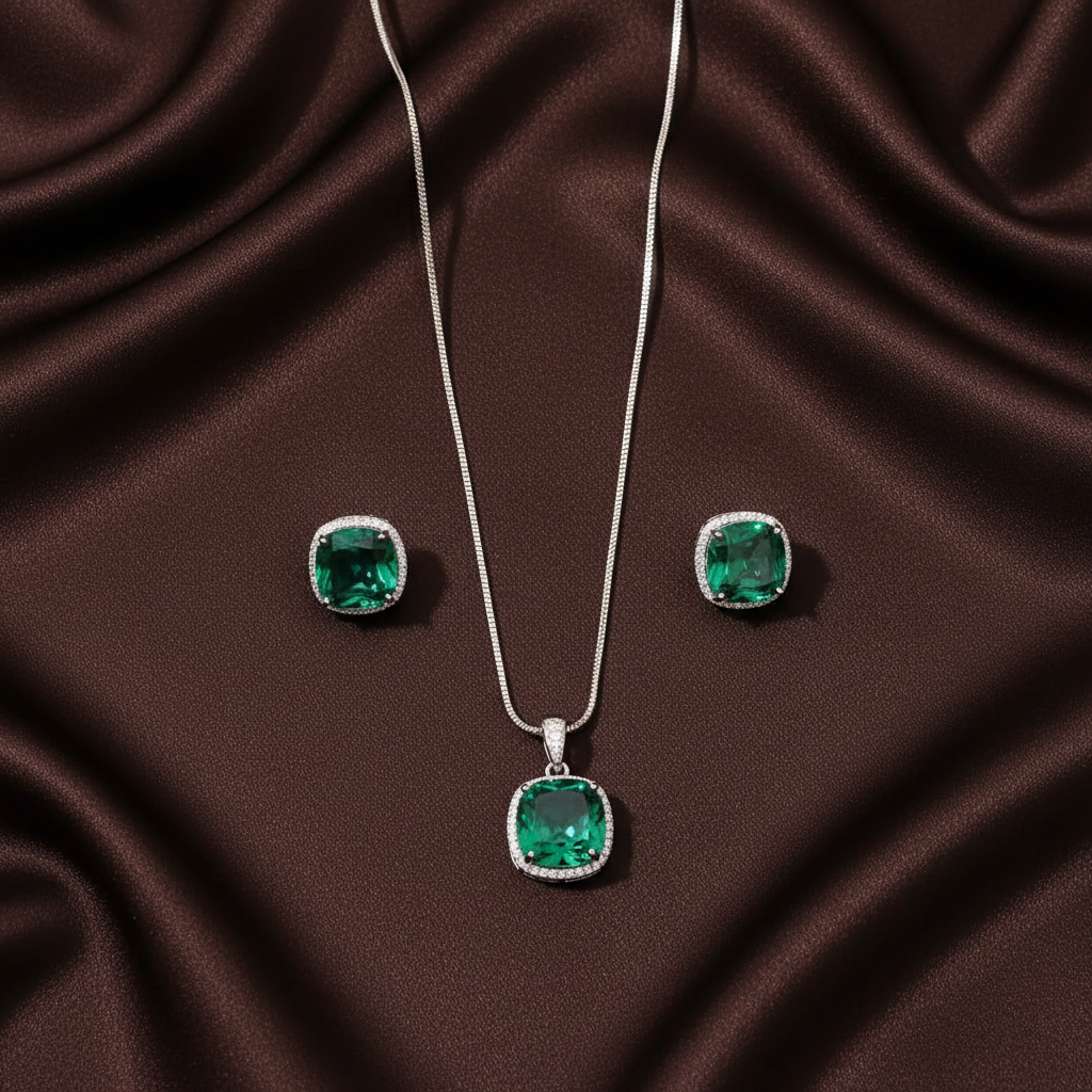 Beautiful Stones Pendent In Diamond Necklace - DN0037
