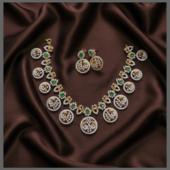 Bottu necklace with Peacock Pendant in Diamond - DN0061