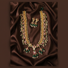 Balaji Guttipusalu In Gold Finish with Screw back earrings - NH0038