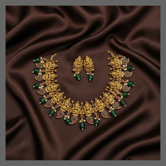 Beautiful Small Lakshmi with Mango Necklace in Kundan - KN00284