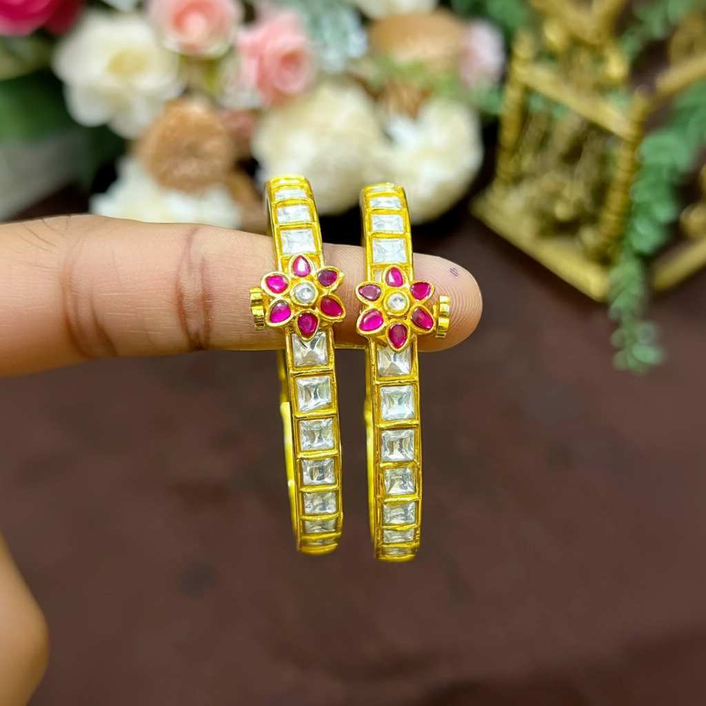 Jadau Screw Openable Single Line Bangle With Flower - BG00650