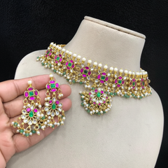 Jadau Choker With Earrings - KN00653
