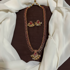 Nakshi Pattern Kempu Stone Long Haram - NH00479
