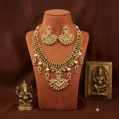 Jadau Gold Replica necklace With Small Pendants - KN00611