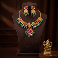 Jadau Nakshi Lakshmi Set With Emerals Beads - KN00610