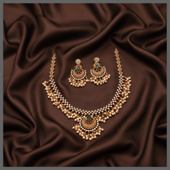 Beautiful White Stone Necklace With Pearls - NN00826