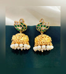 Beautiful Swan In Emerald Jadau Kundan Jimika - KE00108