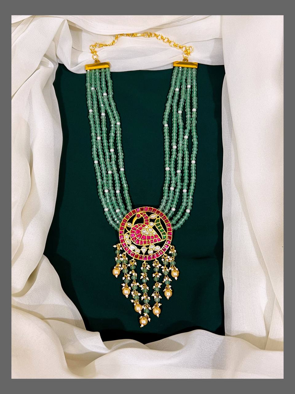 Emerald Swan Kundan Necklace - KN00341