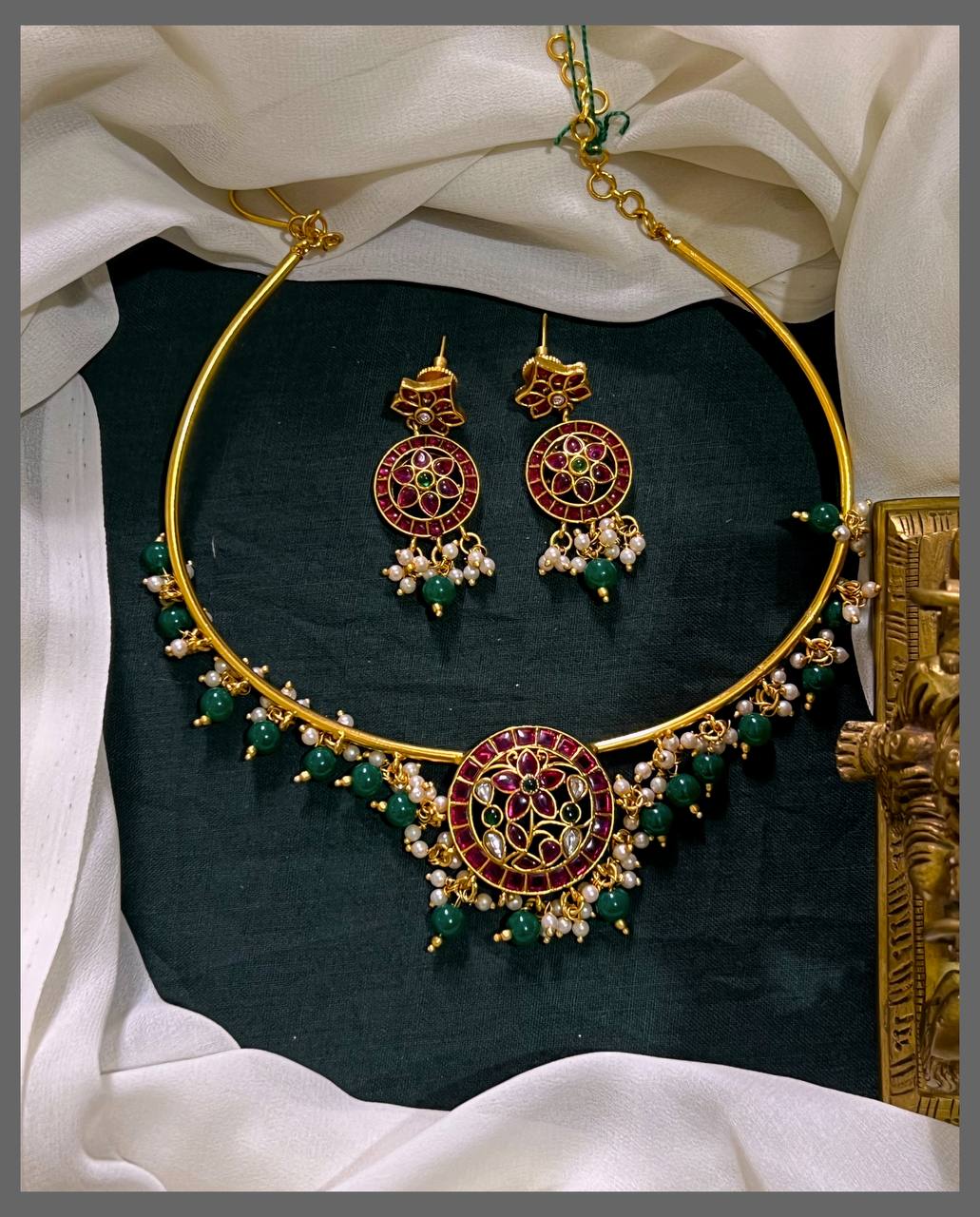 Ruby Flower Chokar with Emerald Beads in Nakshi - NN00729