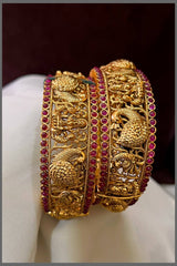 Lakshmi and Peacock Bangle in Kundan - BG00284