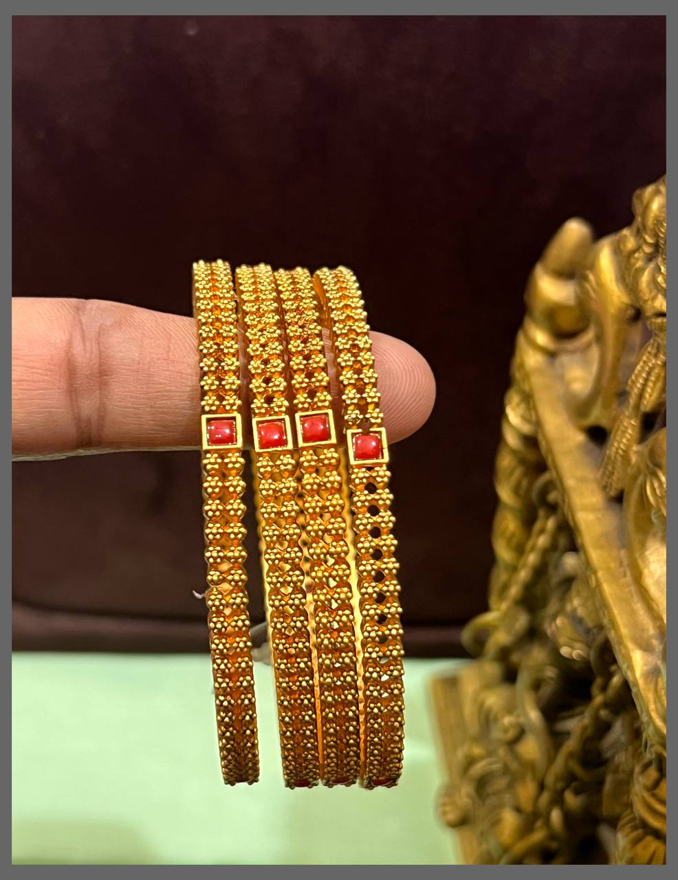 Small Flower Bangles in Nakshi - BG00421