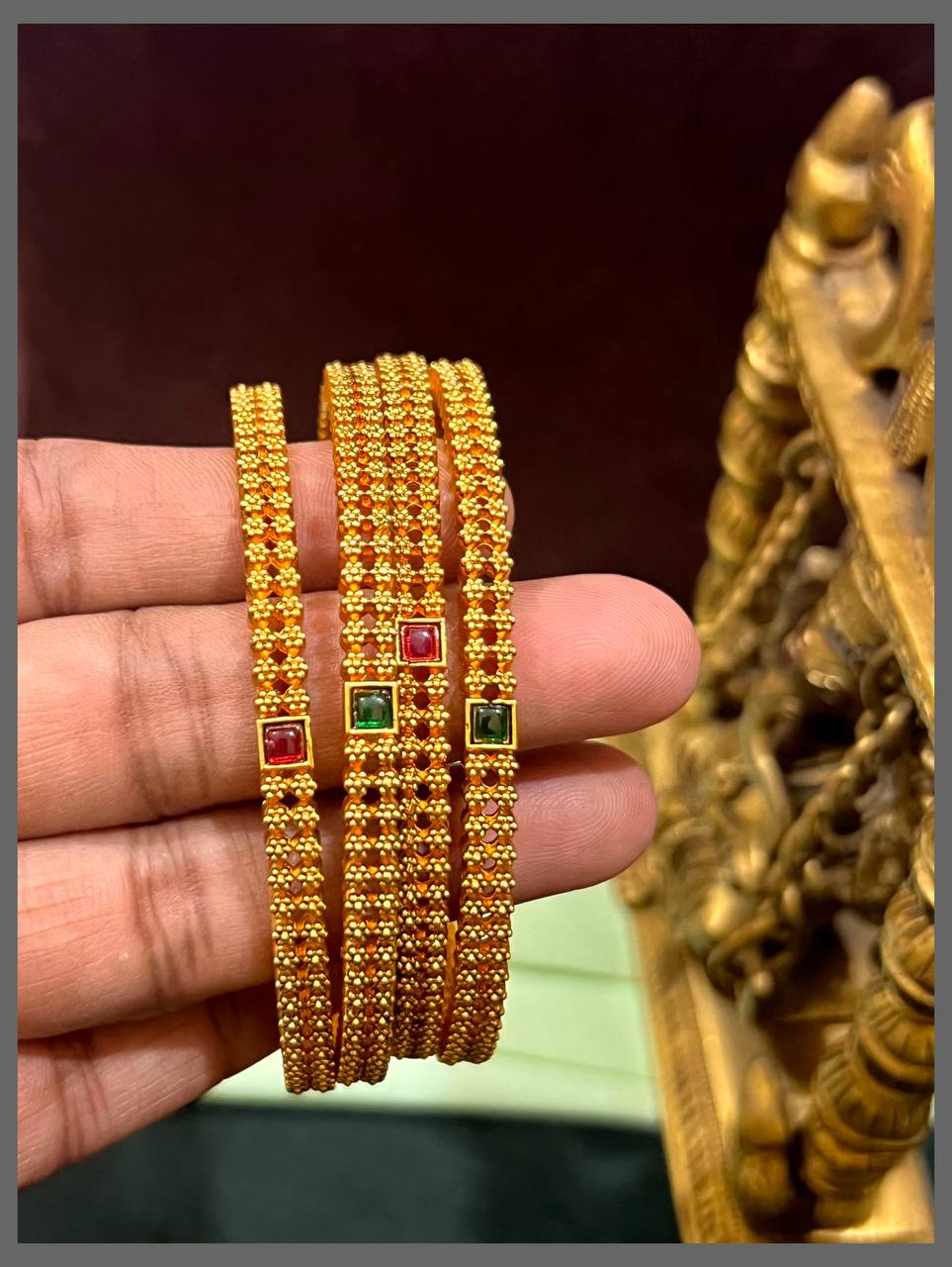 Small Flower Bangles in Nakshi - BG00421