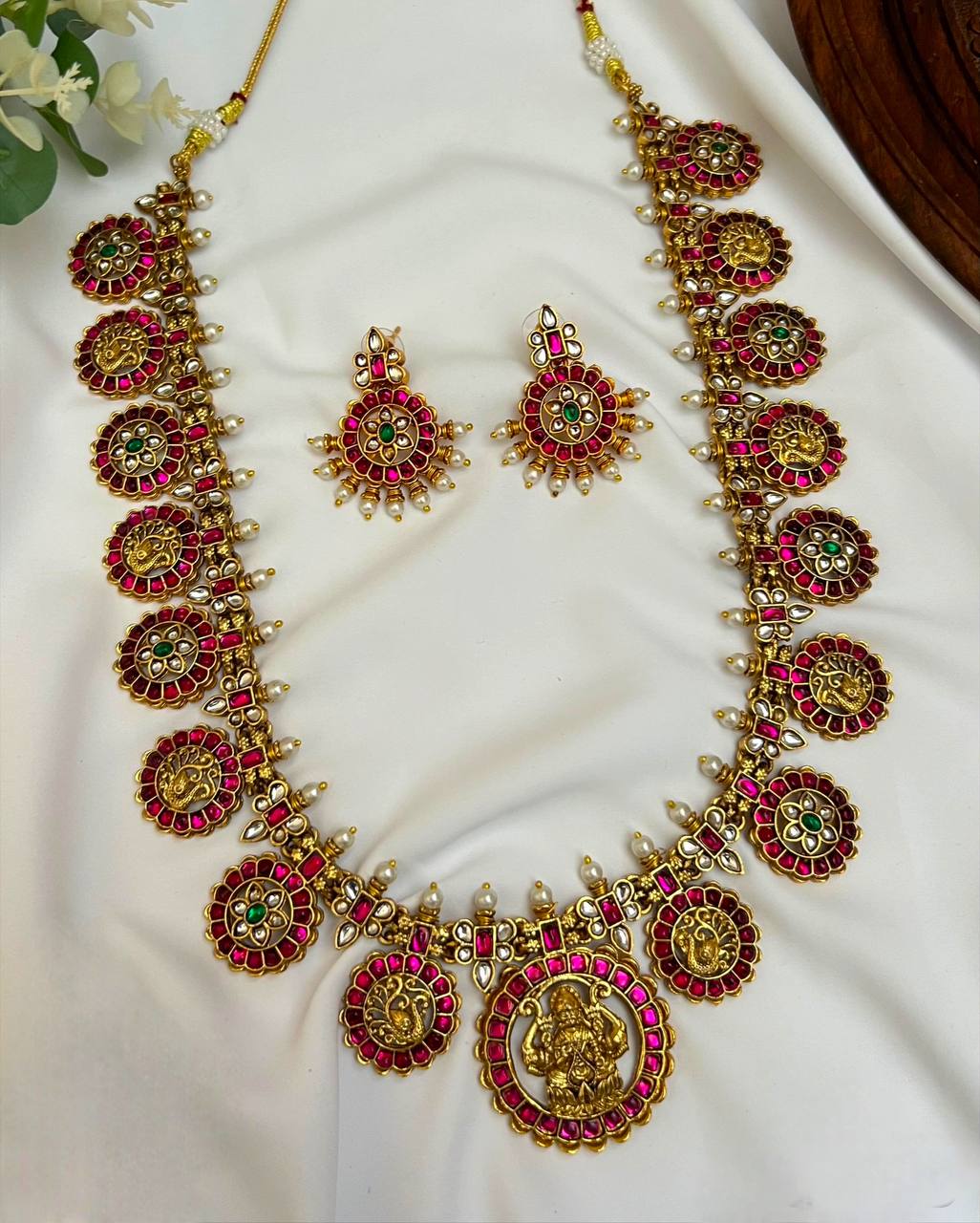 Kempu Bottu Lakshmi Haram with Earrings - NH00519