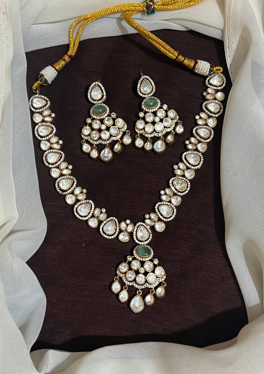 Mozonite Cute Necklace With Earrings - DN00102
