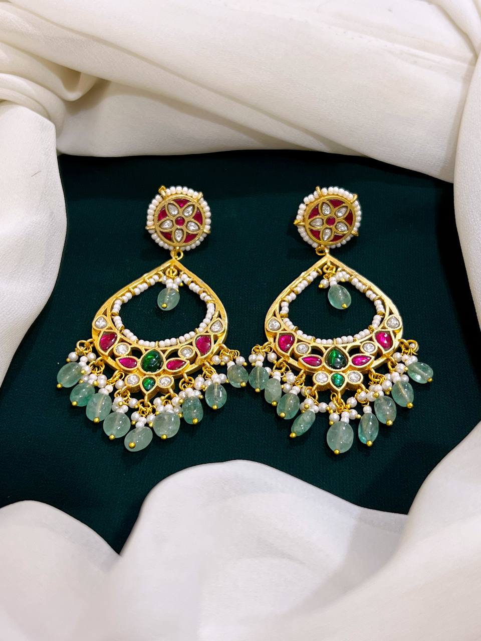 Dew Drop Earring in Kundan - KE00176