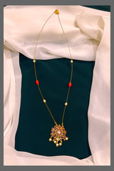 Kempu Invisible Coral With Pearl Chian - NN00282