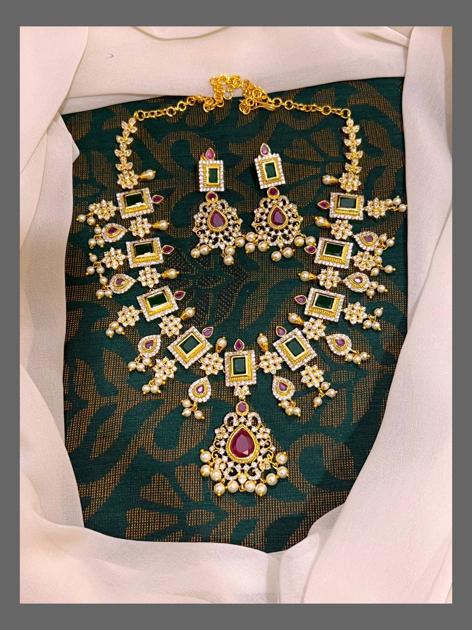 Beautiful Stone Neckalce In Nakshi - NN00326