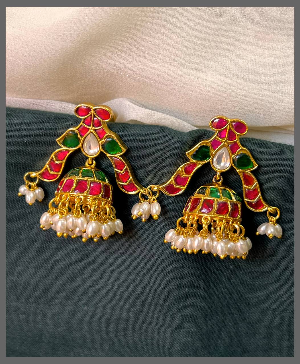 Rice Pearl Multi Colour Jhumki Earring in Kundan - KE00549