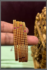 Small Flower Bangles in Nakshi - BG00421