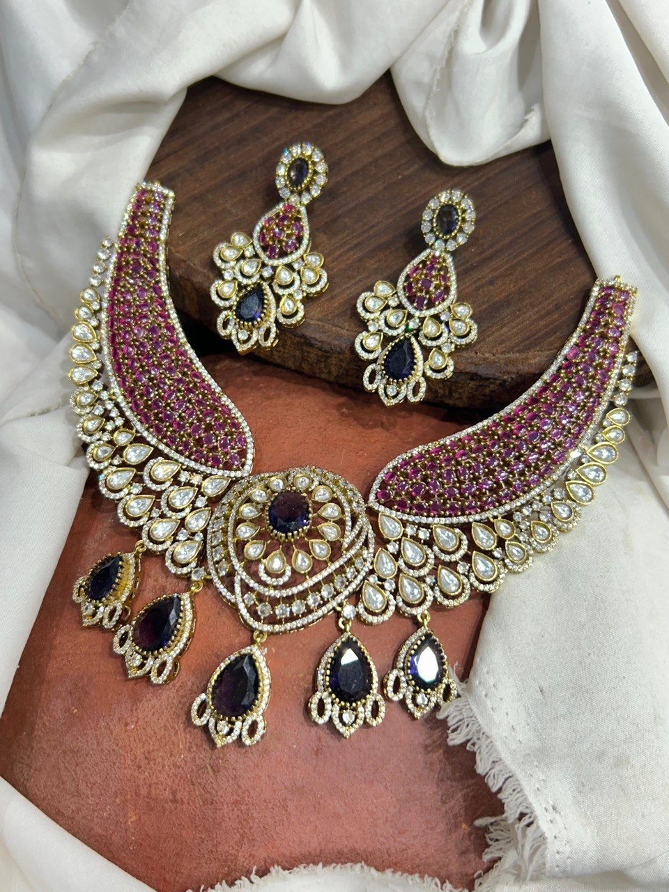 Victorian Designer Necklace - VN00198