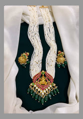 Lakshmi Pendent with white Pearl in Kundan - PB0012