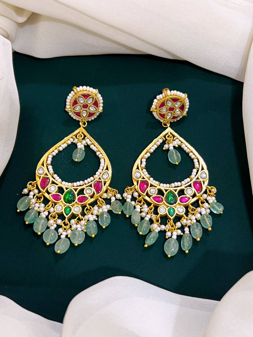 Dew Drop Earring in Kundan - KE00176