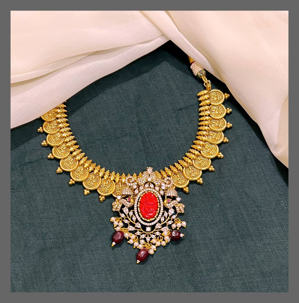 Kashu Necklace with Beautiful Pendant in Nakshi - NN00590