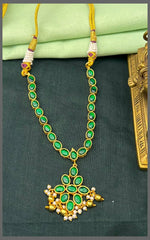 Beautiful Stone Necklace with Flower Pendant in Kundan - KN00570
