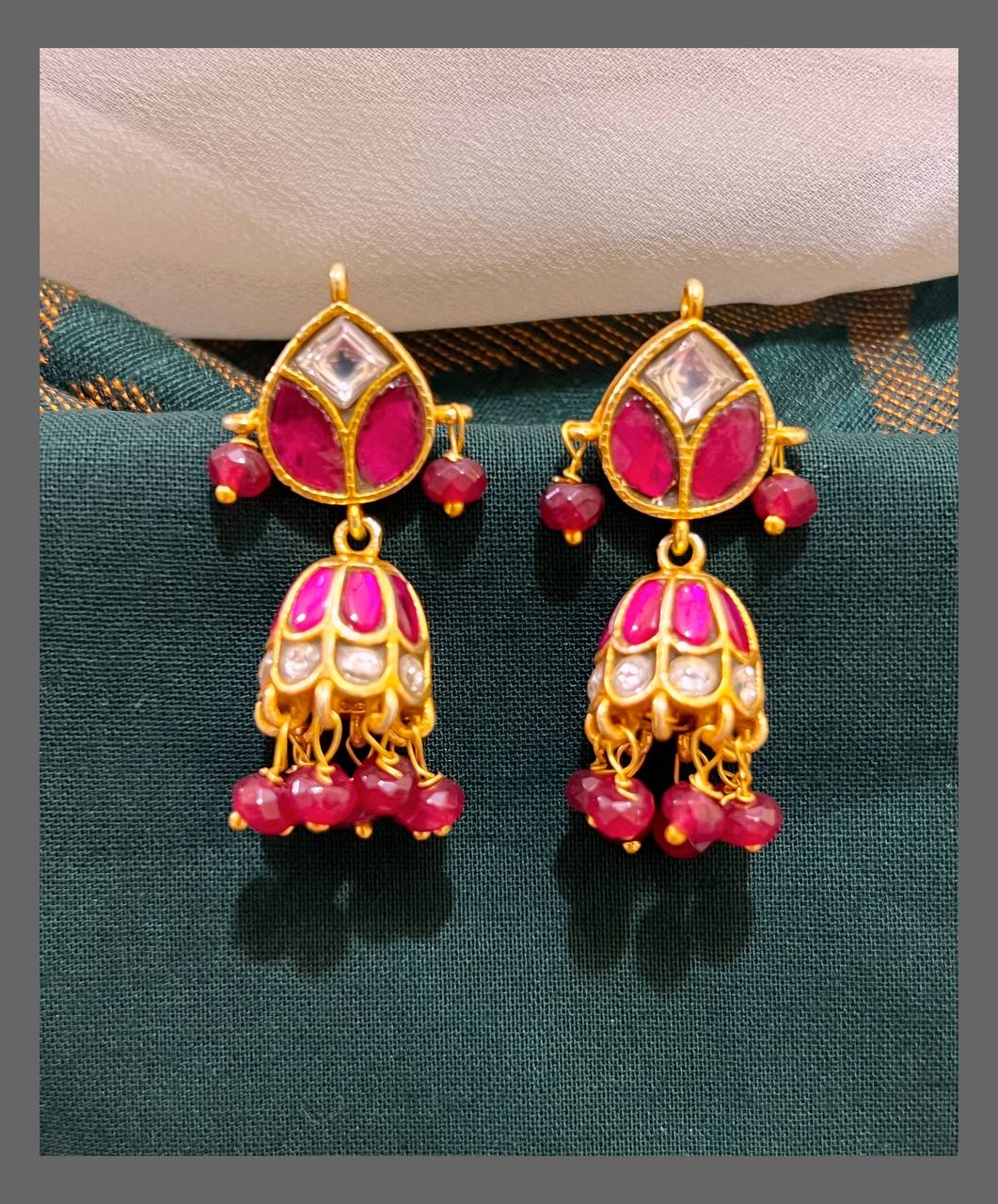 Dew Drops Small Jhumki In Kundan - KE00462