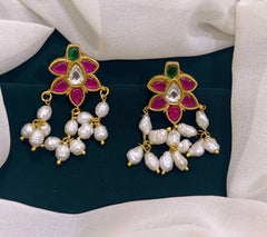 Rice pearl Flower Kundan Earring - KE00175