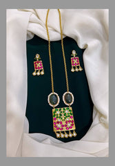 Trending Squar pendent in Kundan - PB0013