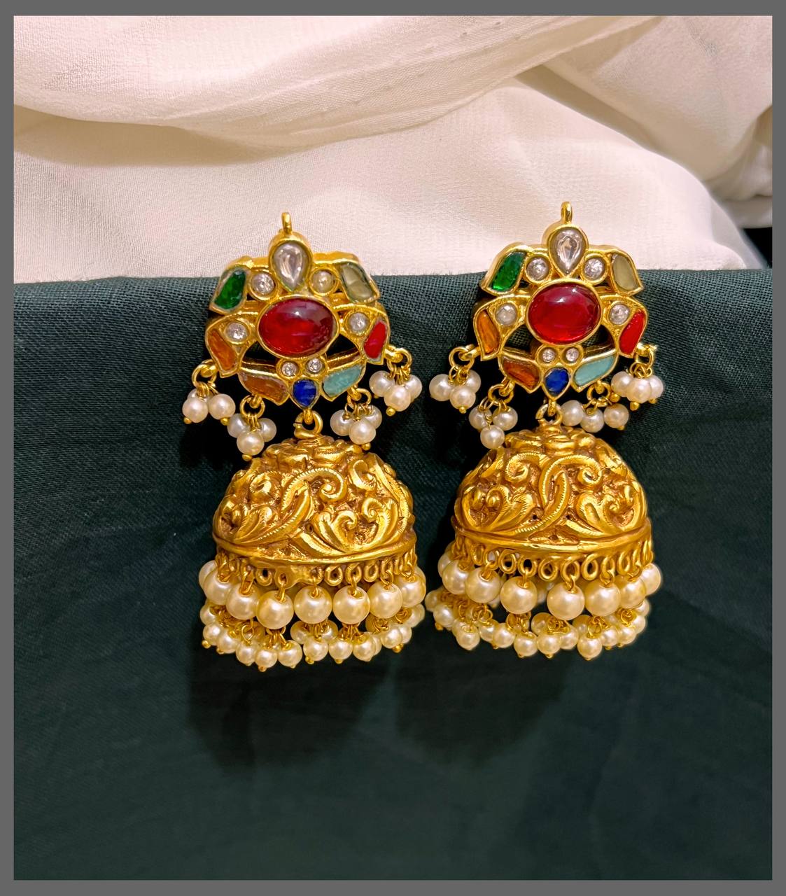 Multi Colour Jhumki Earring in Kundan - KE00494
