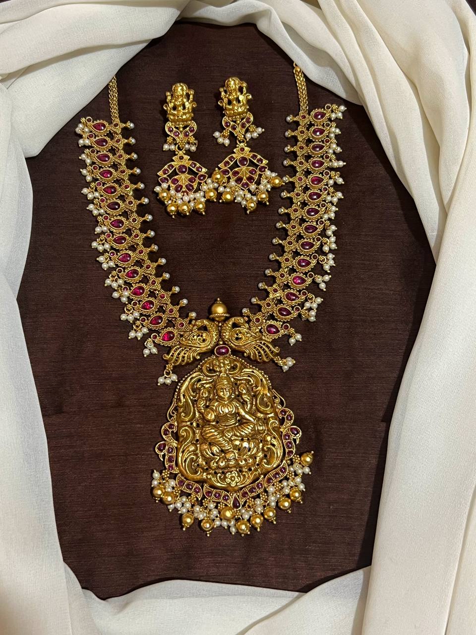 Grand Nakshi Lakshmi Necklace With Ruby Stone - NN00791