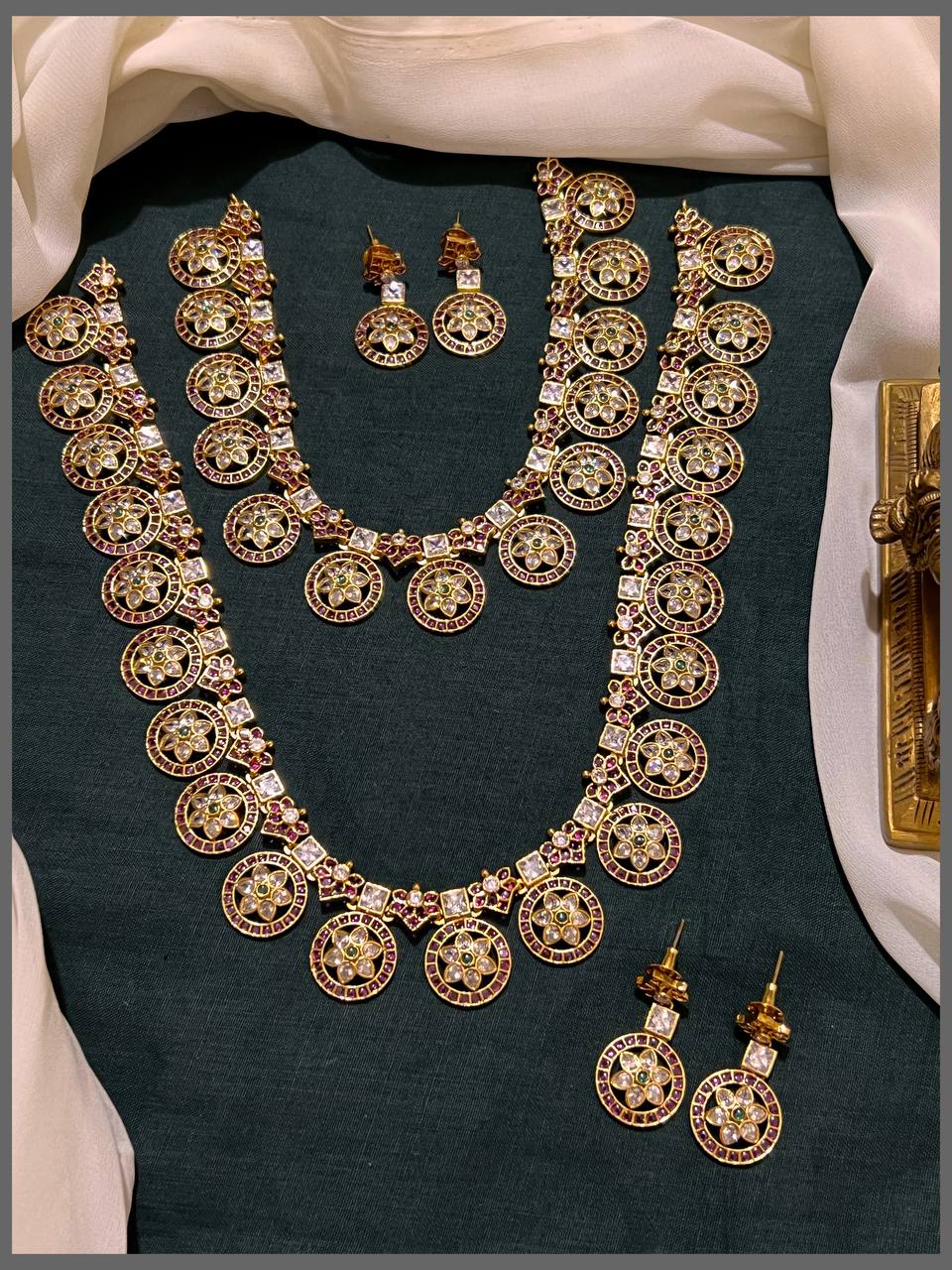 Star Butto Malla with Multi colour Bridal Set  in Nakshi - BR0055