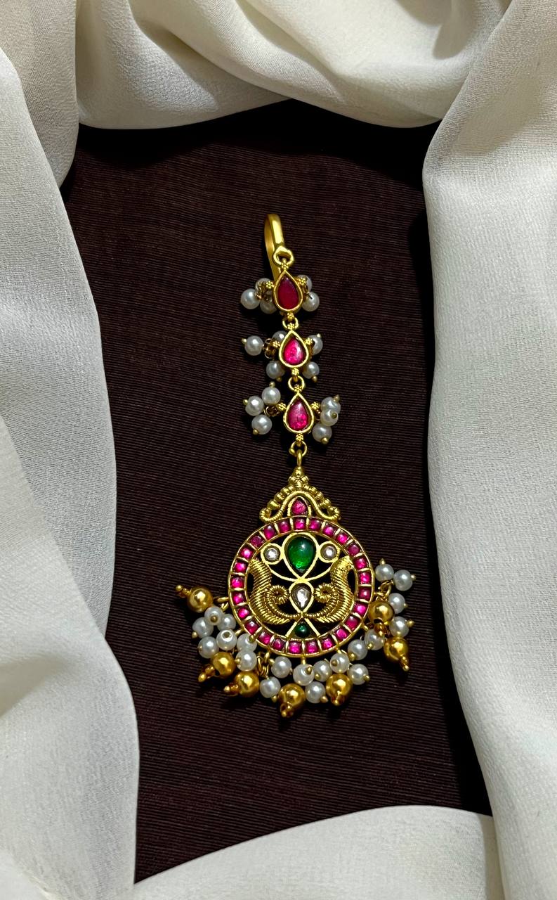 Jadau Flower Design Maang Tika - HA00204