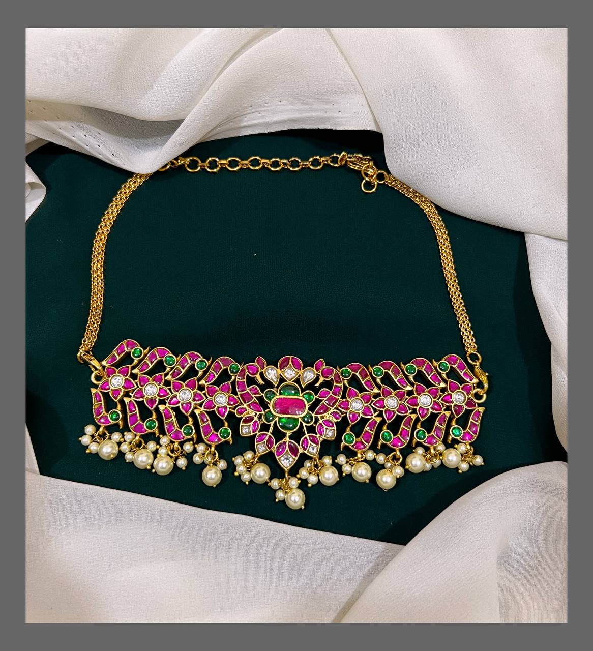 Jadau Choker With Pearls - KN0278