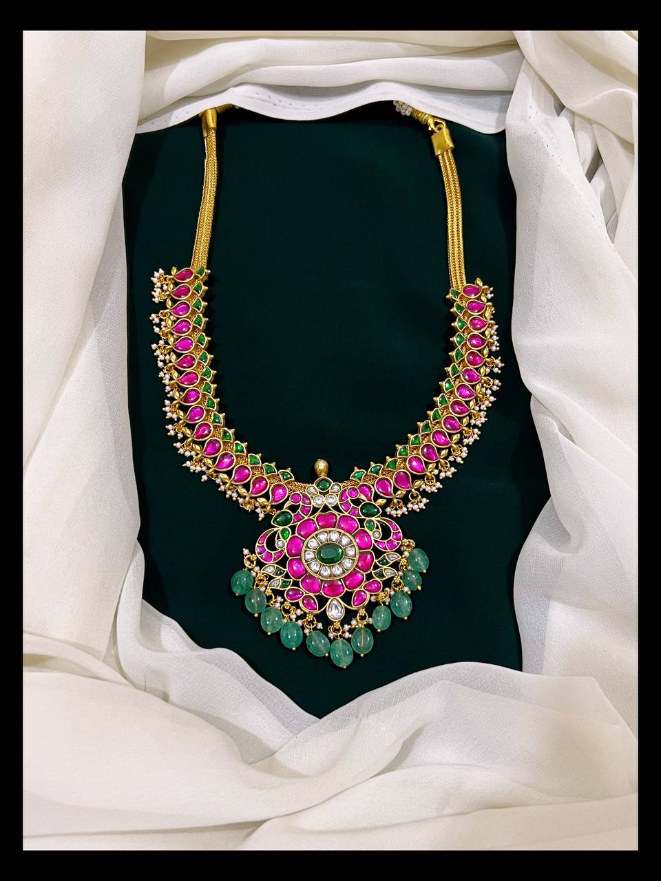 Jadau Flower Necklace - KN00277