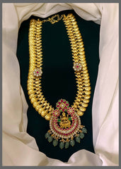 Kashu mala with Lakshmi Pendent in Kundan - KH00179