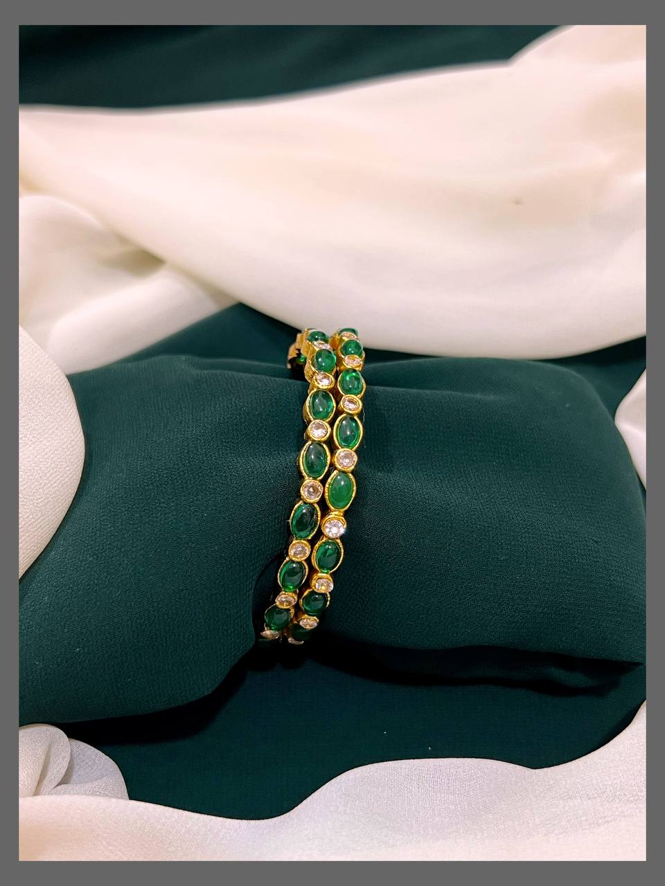 Emerald Kundan Bangles - BG00153