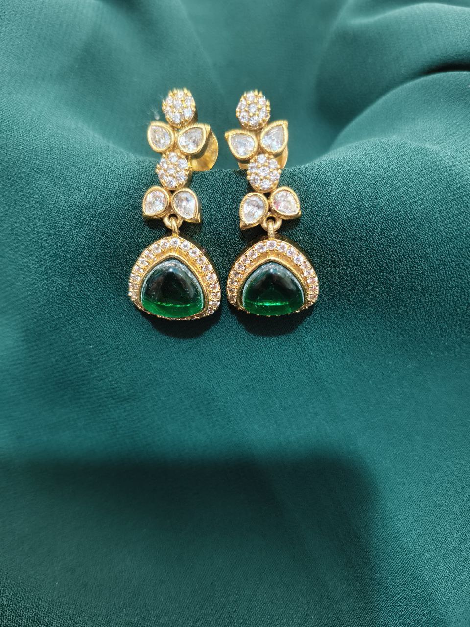 Flower Earrings In Victorian - VE00138