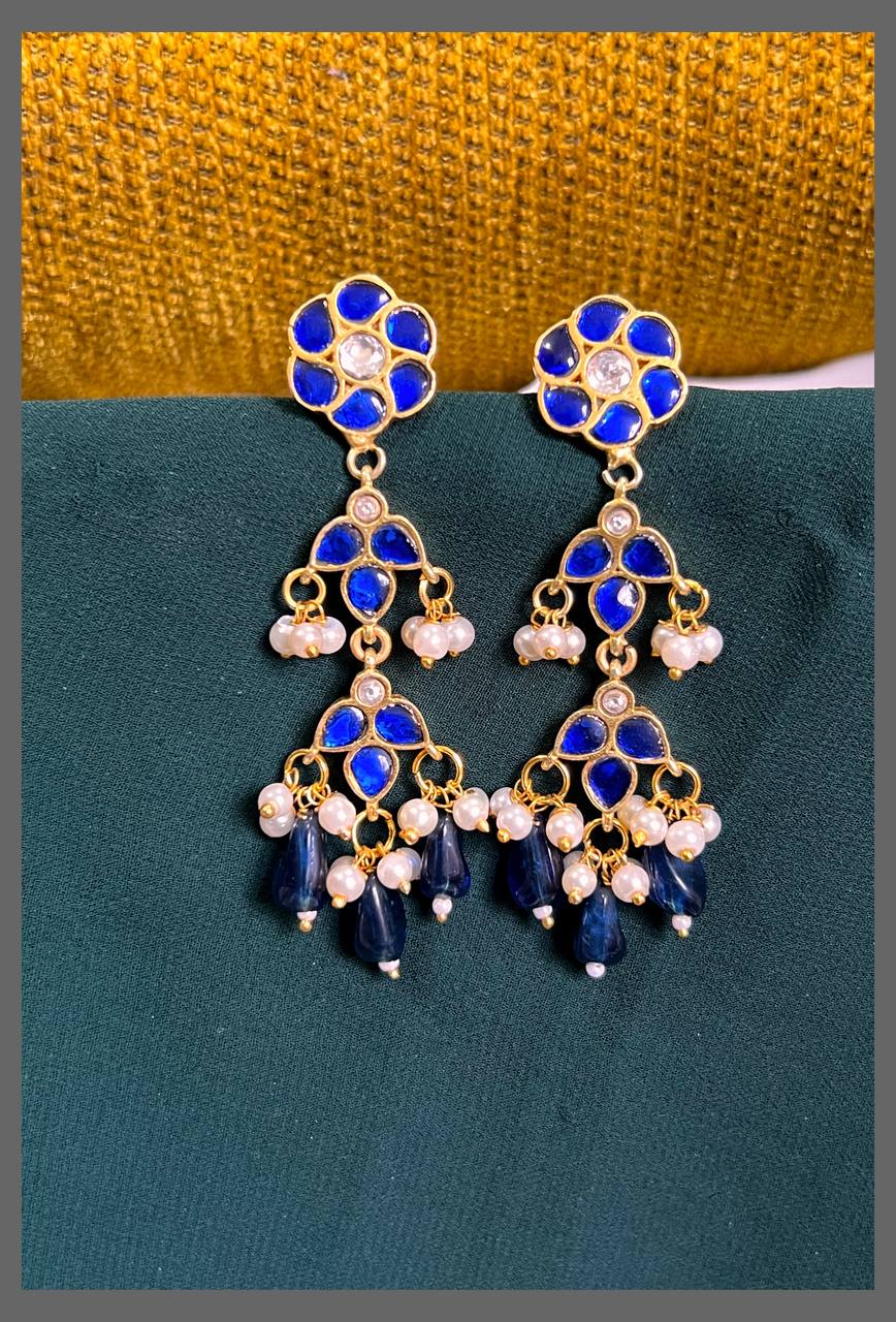 Blue Flower Hanging In Kundan - KE00484
