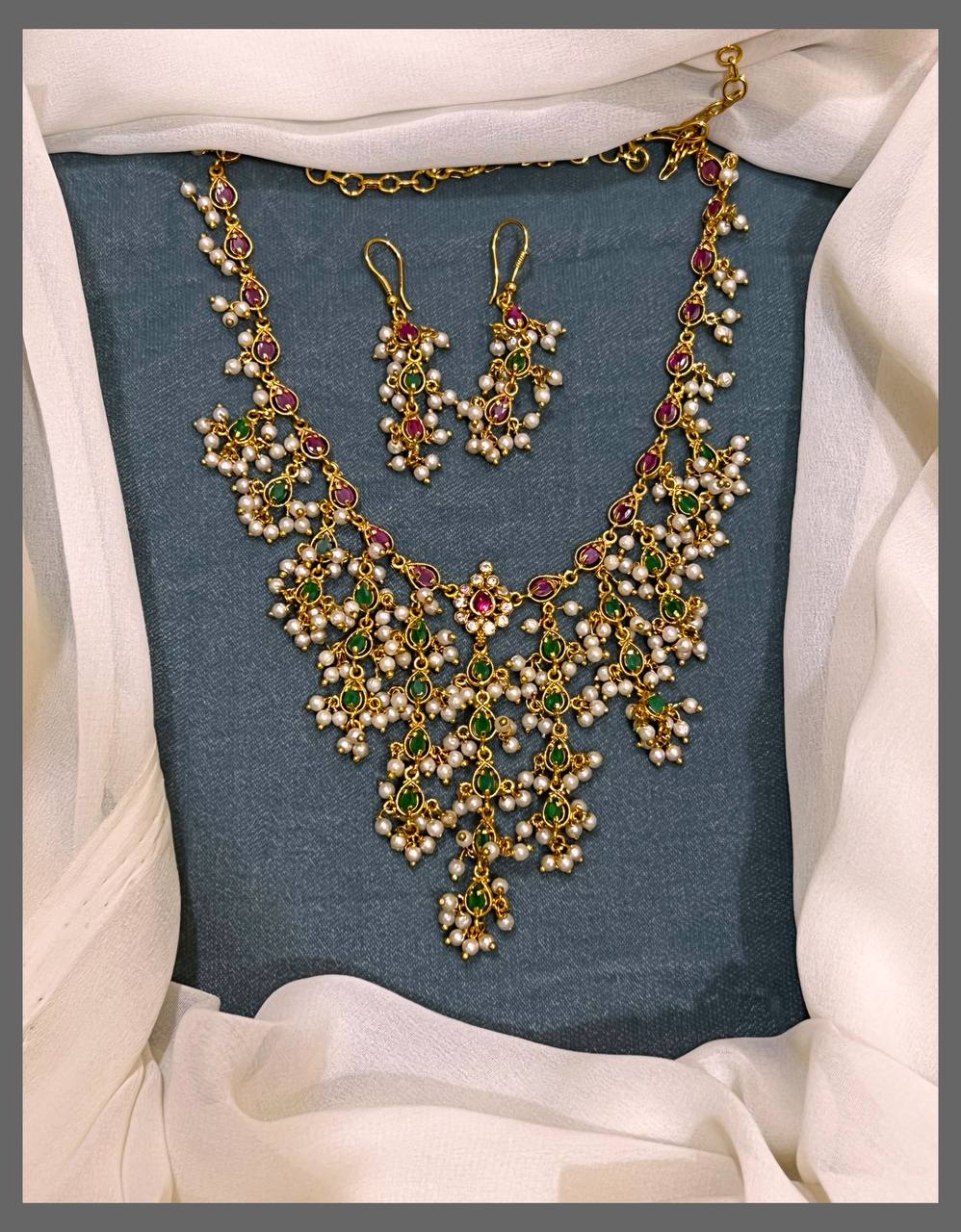 Multicolor Necklace With Pearls - NN00465