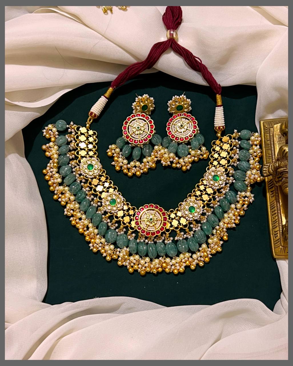 Beautiful Flower Necklace With Pearls - PB00128