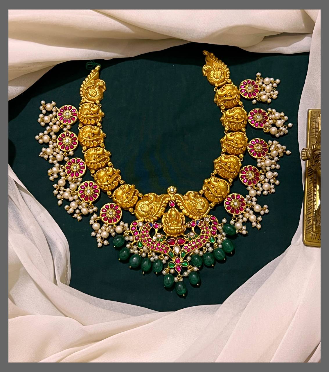 Peacock and Ruby Flower Necklace With Pearls - KN00481