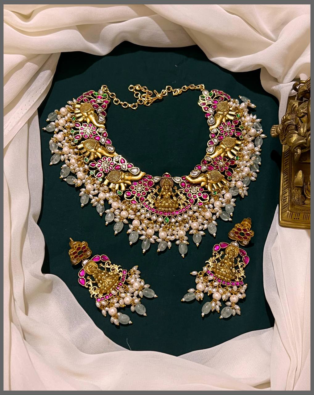 Elephant and Lakshmi Necklace In Kundan - KN00492